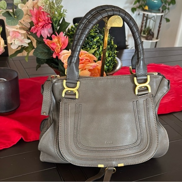 Chloé Marcie Medium in Gray Calf Leather - Picture 17 of 17